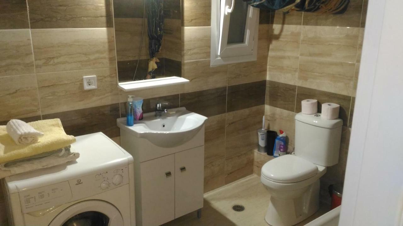 Apartment On Dimitrakopoulou Афины Экстерьер фото